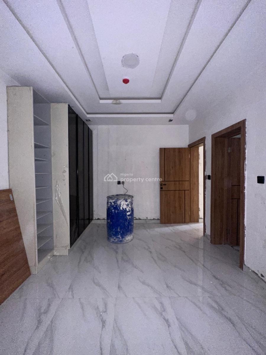 Spacious 3 Bedroom Apartment with Swimming Pool &elevation, Lekki Phase 1,lekki ,lagos , Nigeria, Lekki Phase 1, Lekki, Lagos, Flat / Apartment for Sale