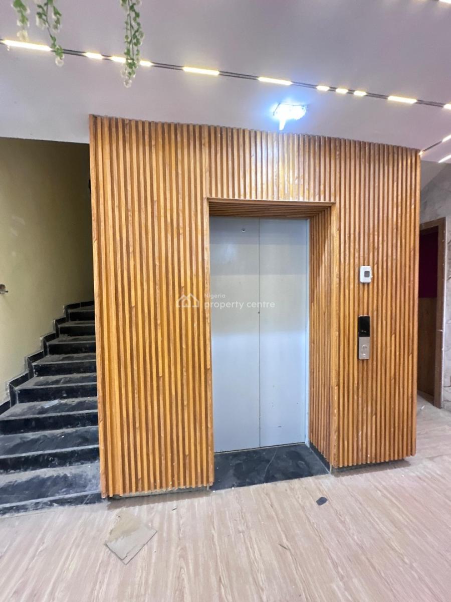 Spacious 3 Bedroom Apartment with Swimming Pool &elevation, Lekki Phase 1,lekki ,lagos , Nigeria, Lekki Phase 1, Lekki, Lagos, Flat / Apartment for Sale
