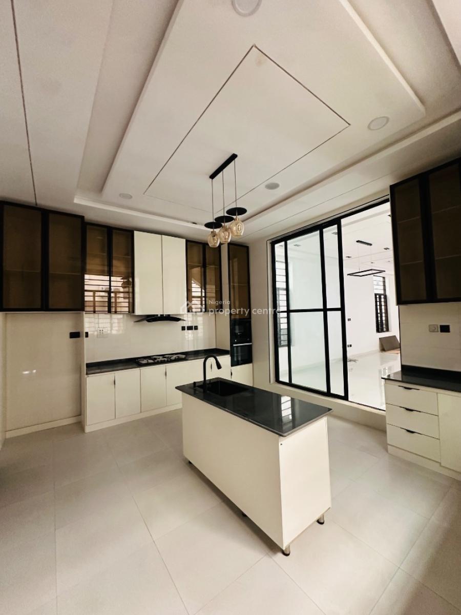 5 Bedroom & Bq, Ajah, Lagos, Detached Duplex for Sale