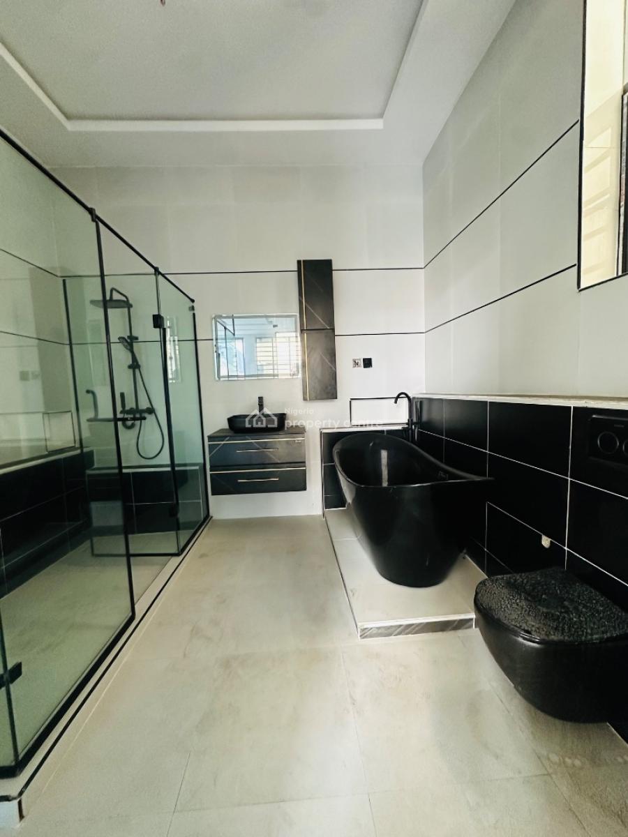 5 Bedroom & Bq, Ajah, Lagos, Detached Duplex for Sale