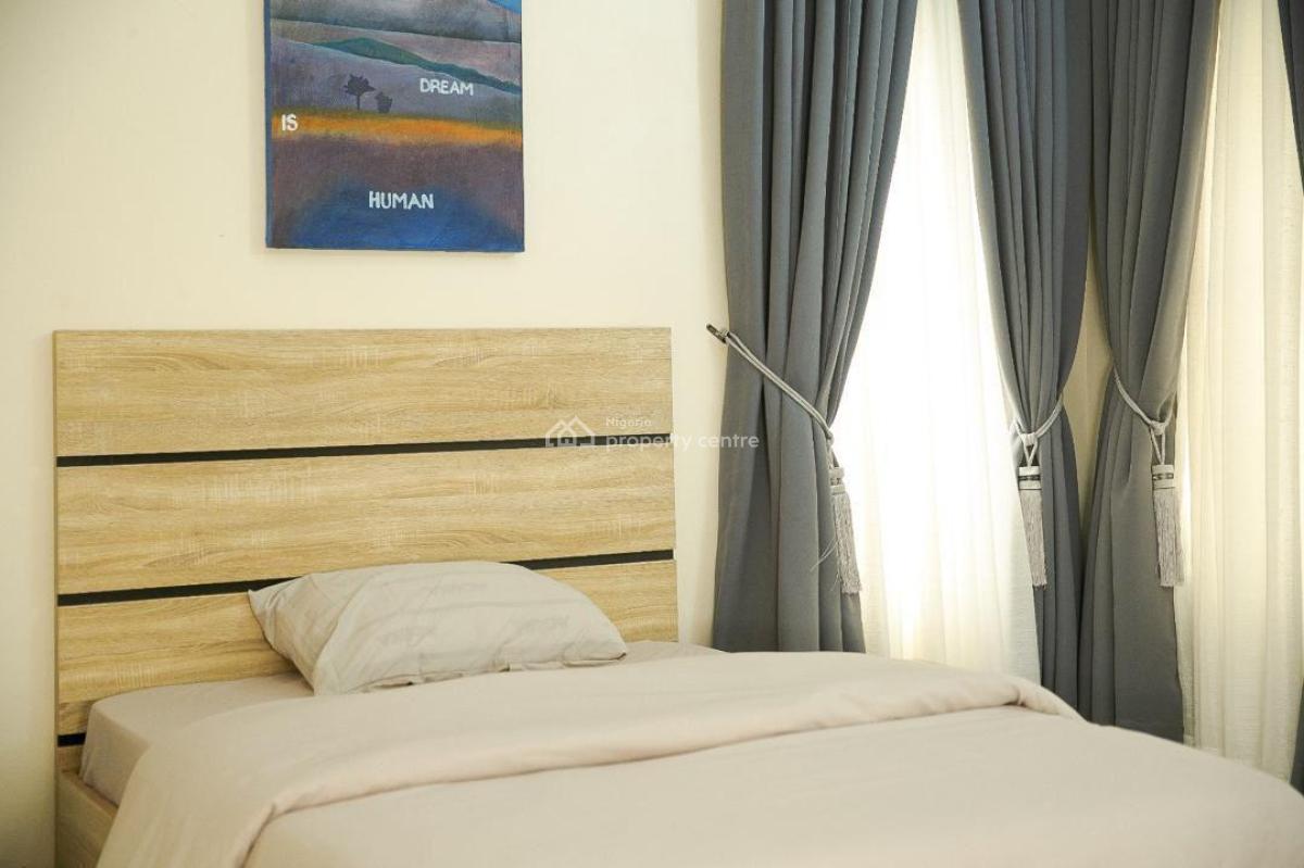 Luxurious 4 Bedroom Duplex, Moradeun, Gra Phase 2, Magodo, Lagos, Flat / Apartment Short Let