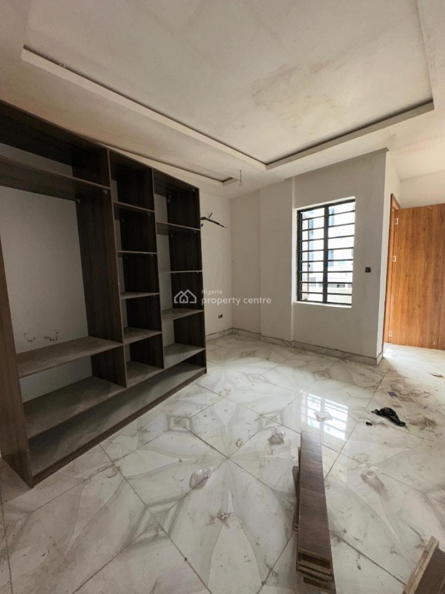 2 Bedroom Apartment with Bq, Lekki Phase 1, Lekki, Lagos, Flat / Apartment for Sale