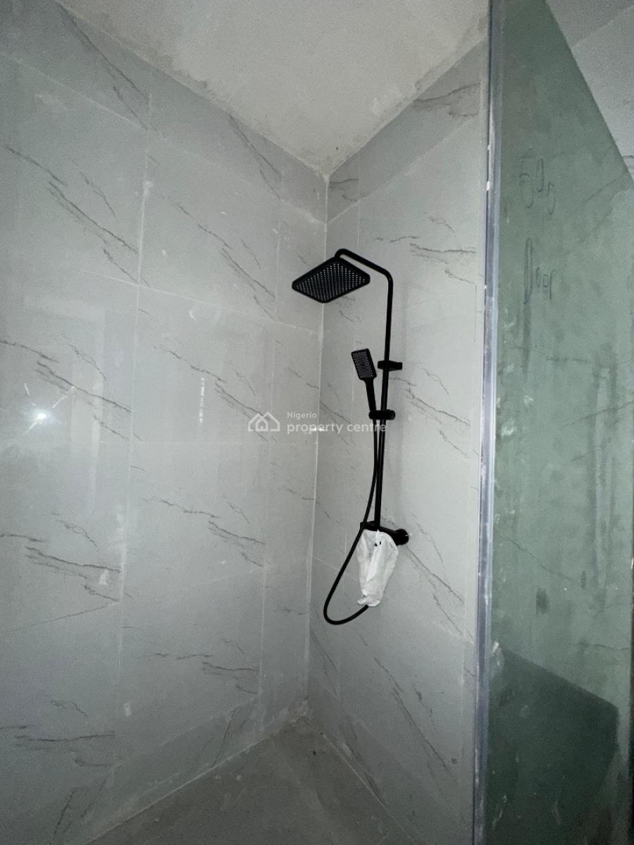 2 Bedroom Apartment with Bq, Lekki Phase 1, Lekki, Lagos, Flat / Apartment for Sale