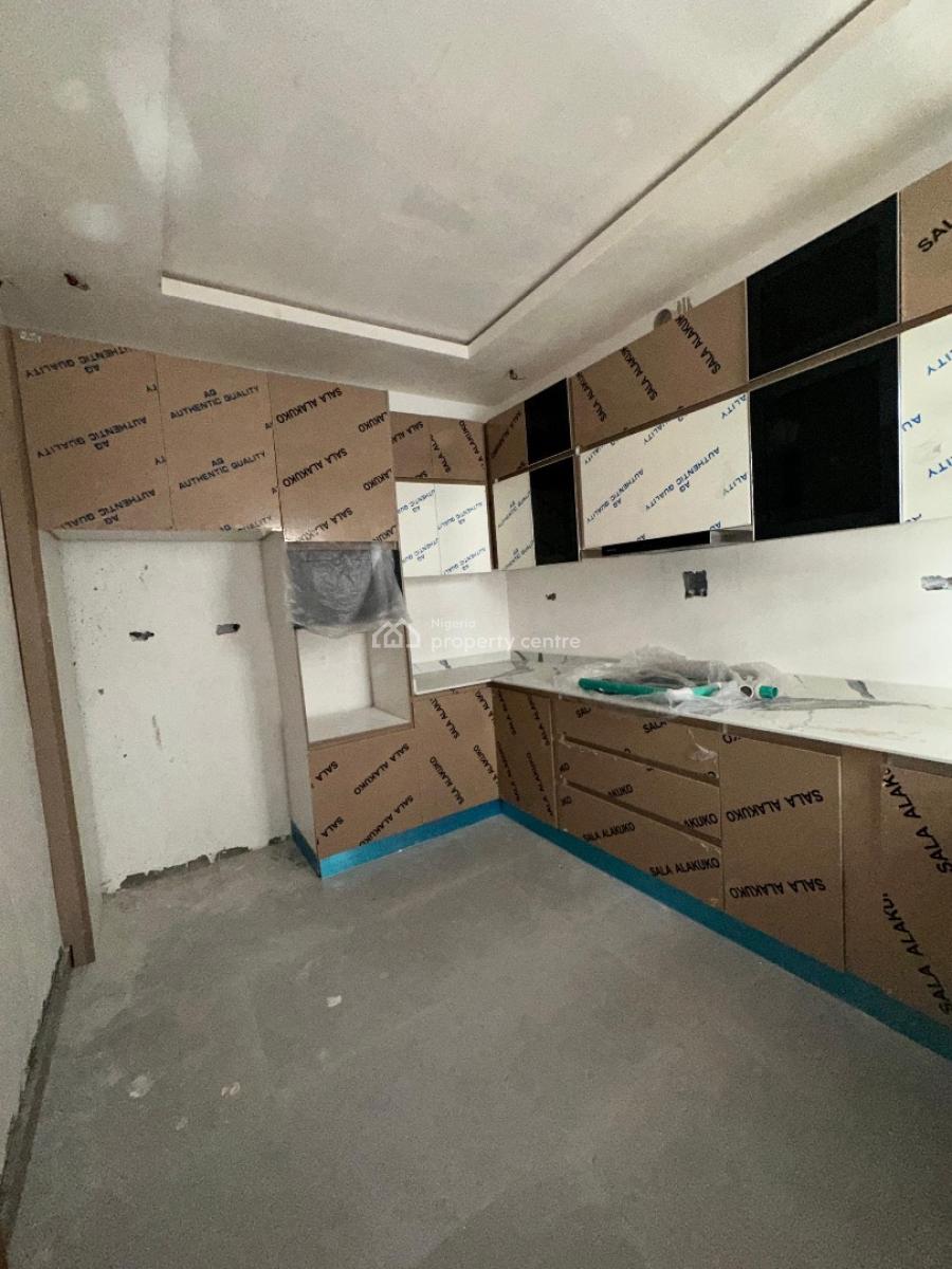 2 Bedroom Apartment with Bq, Lekki Phase 1, Lekki, Lagos, Flat / Apartment for Sale