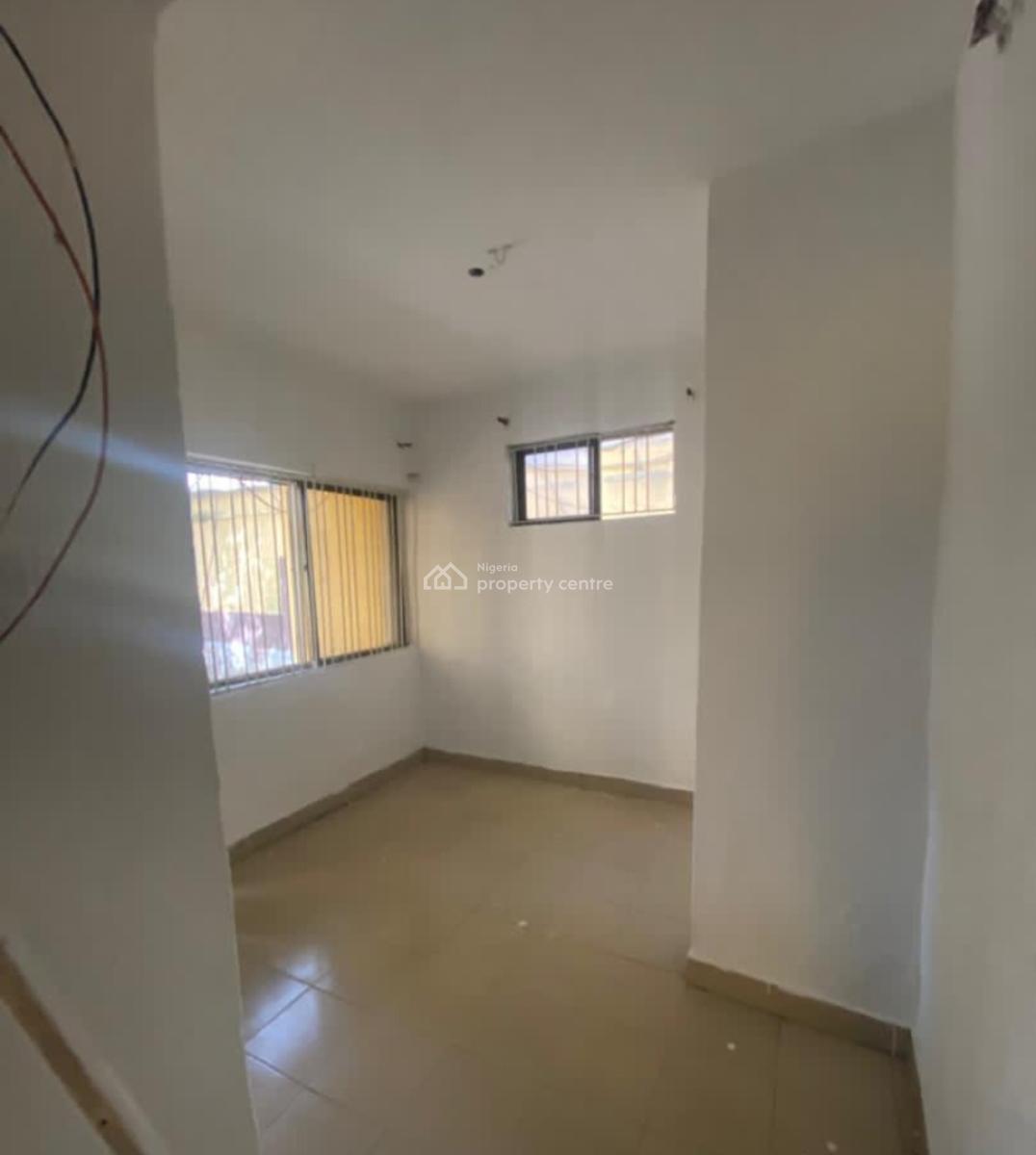 Executive Miniflat, Lekki Phase 1, Lekki, Lagos, Mini Flat (room and Parlour) for Rent