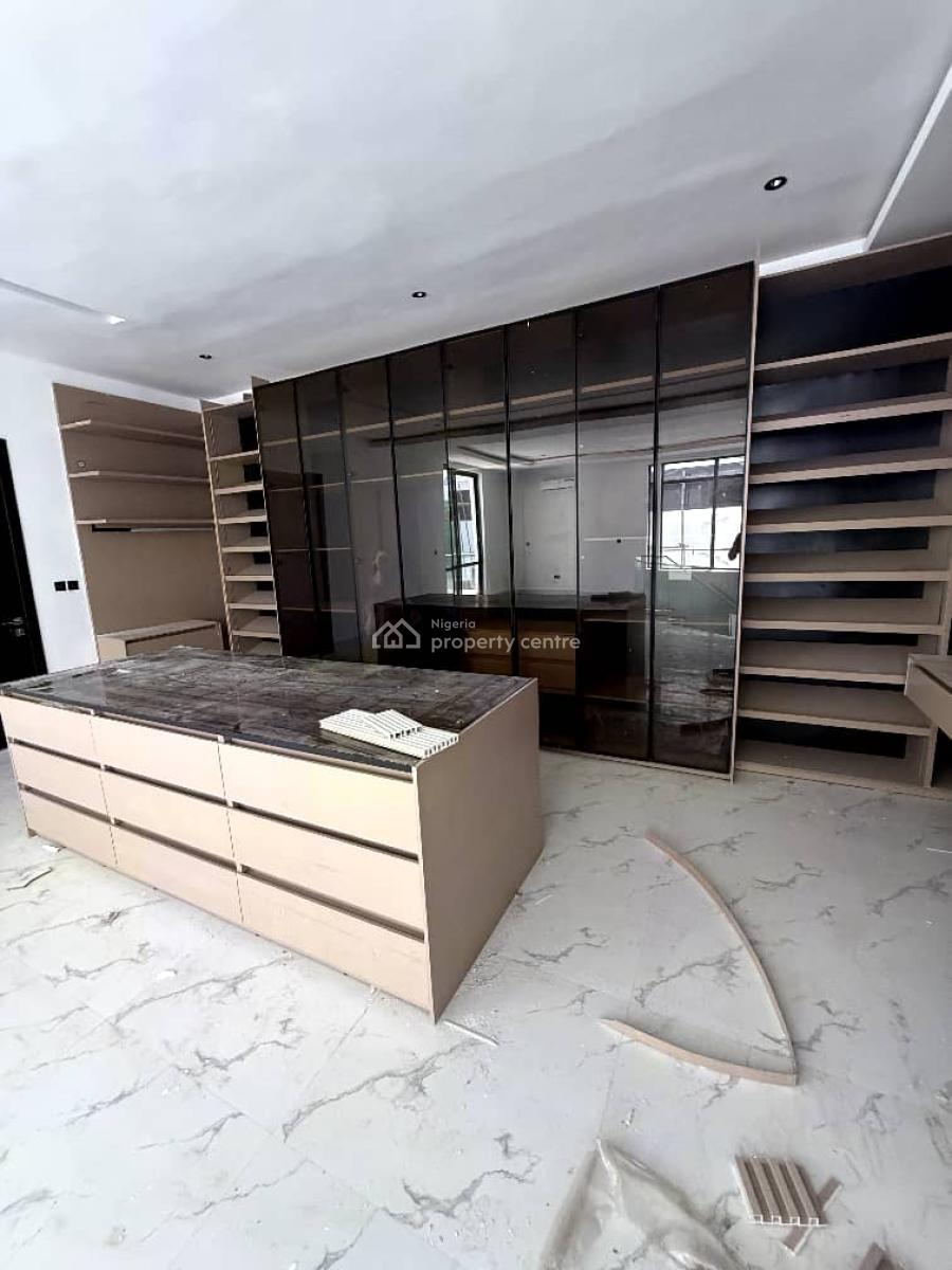 Exclusive Multi-family Luxury Estate with Penthouse & Pool, Maitama District, Abuja, Flat / Apartment for Sale