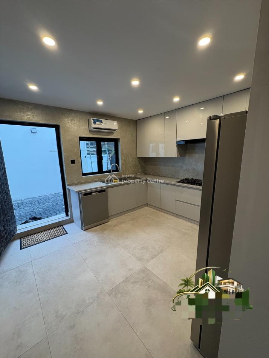 Fully Furnished 4 Bedroom Luxury Villa with 2 Bq, Pool& Solar System, Ikota, Lekki, Lagos, Detached Duplex for Sale