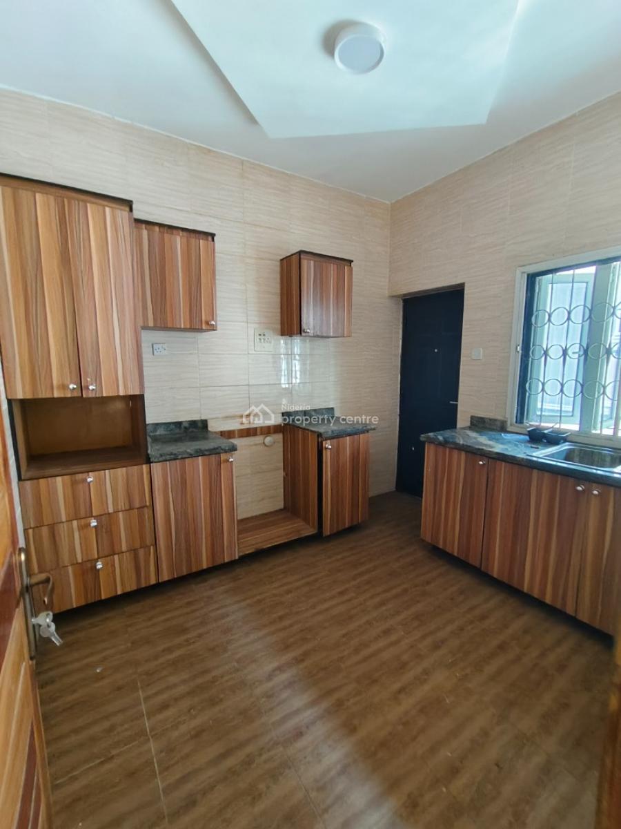 Sharp 2 Bedroom Apartment, Sangotedo, Ajah, Lagos, Flat / Apartment for Rent