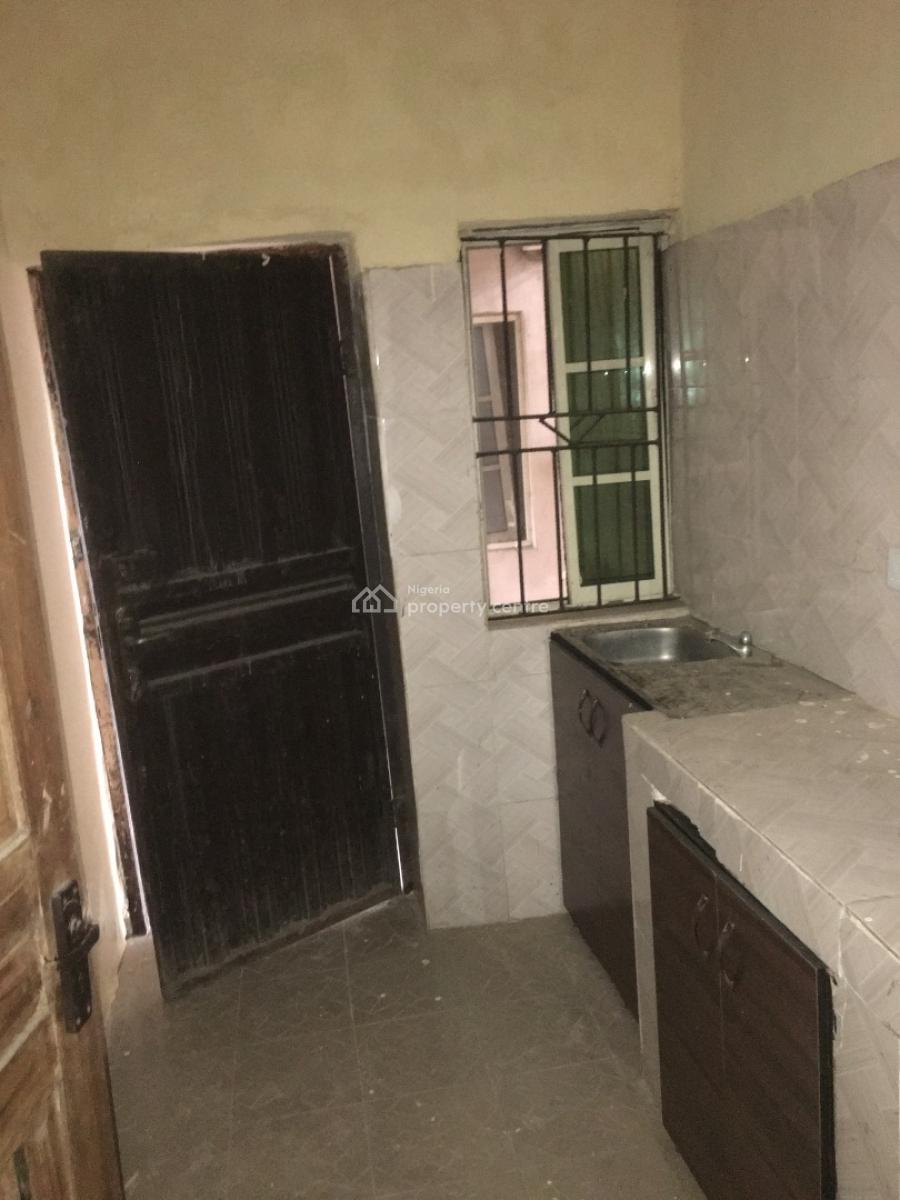 Neatly Used Miniflat, Bayeku, Igbogbo, Ikorodu, Lagos, Mini Flat (room and Parlour) for Rent