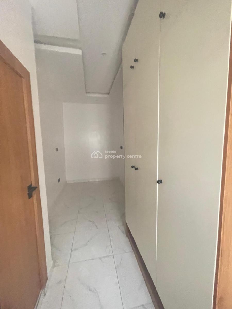 Spacious 4-bedroom Semi Detached Duplex with Bq, Ologolo, Lekki, Lagos, Semi-detached Duplex for Rent
