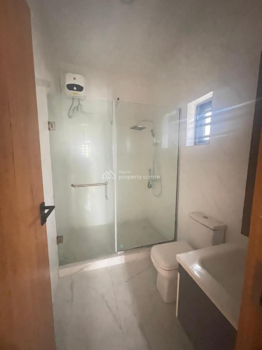 Spacious 4-bedroom Semi Detached Duplex with Bq, Ologolo, Lekki, Lagos, Semi-detached Duplex for Rent