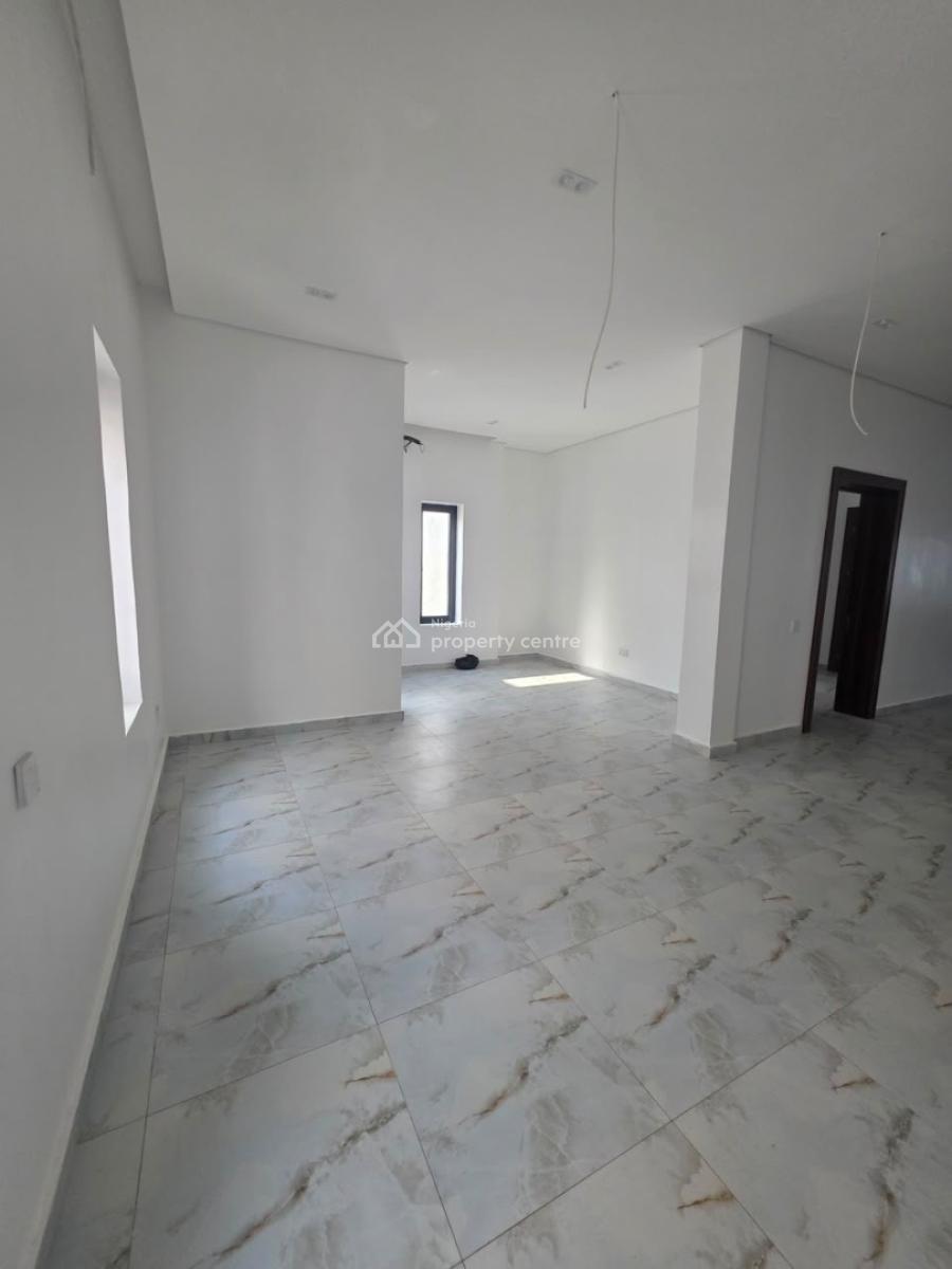 Newly Built 4 Bedrooms Apartment, Lekki Phase 1, Lekki, Lagos, Flat / Apartment for Sale