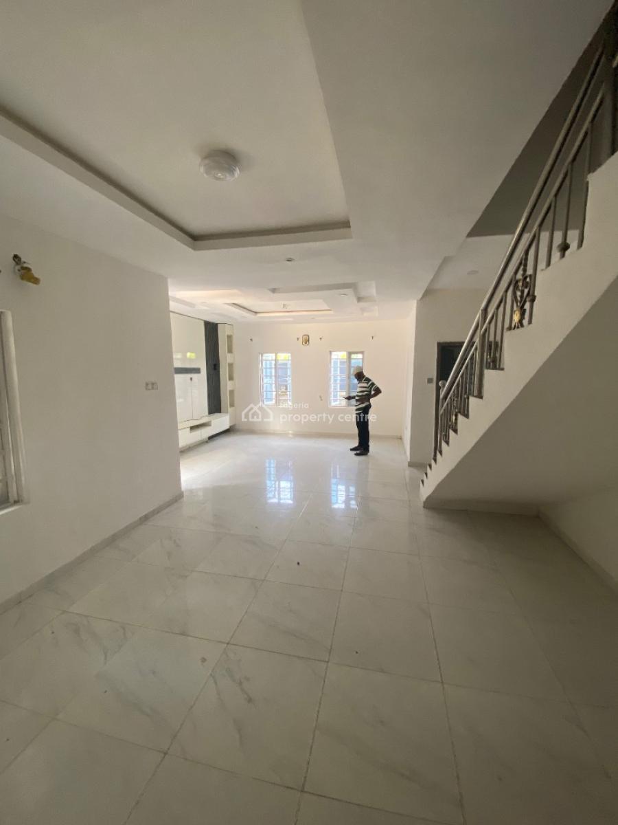 Well Maintained 2 Bedroom Duplex, Beechwood Extension, Awoyaya, Ibeju Lekki, Lagos, Semi-detached Duplex for Rent