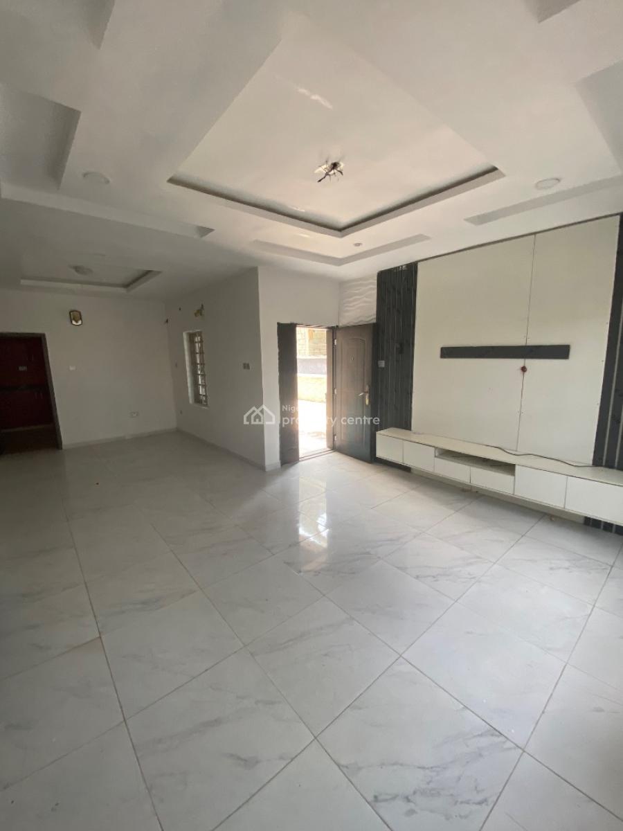 Well Maintained 2 Bedroom Duplex, Beechwood Extension, Awoyaya, Ibeju Lekki, Lagos, Semi-detached Duplex for Rent