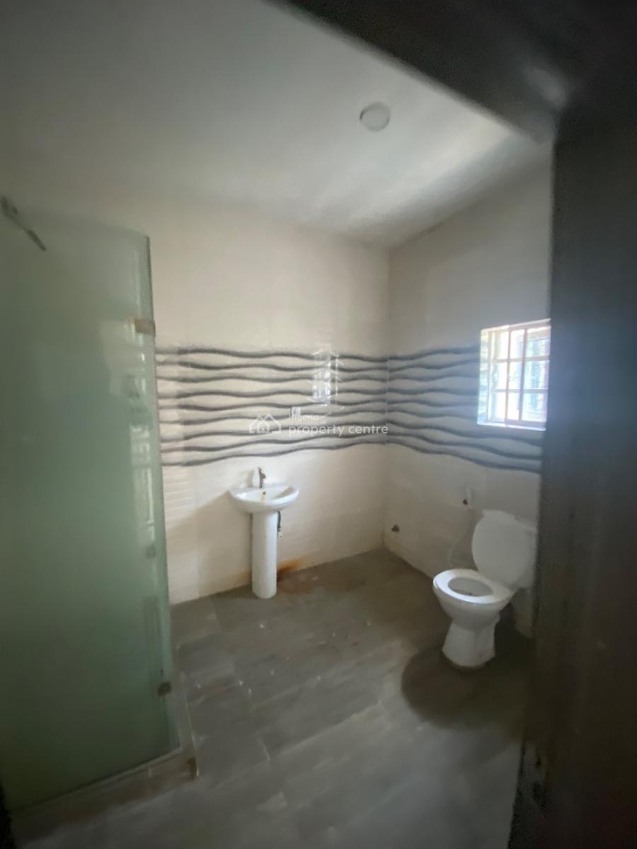 Well Maintained 2 Bedroom Duplex, Beechwood Extension, Awoyaya, Ibeju Lekki, Lagos, Semi-detached Duplex for Rent