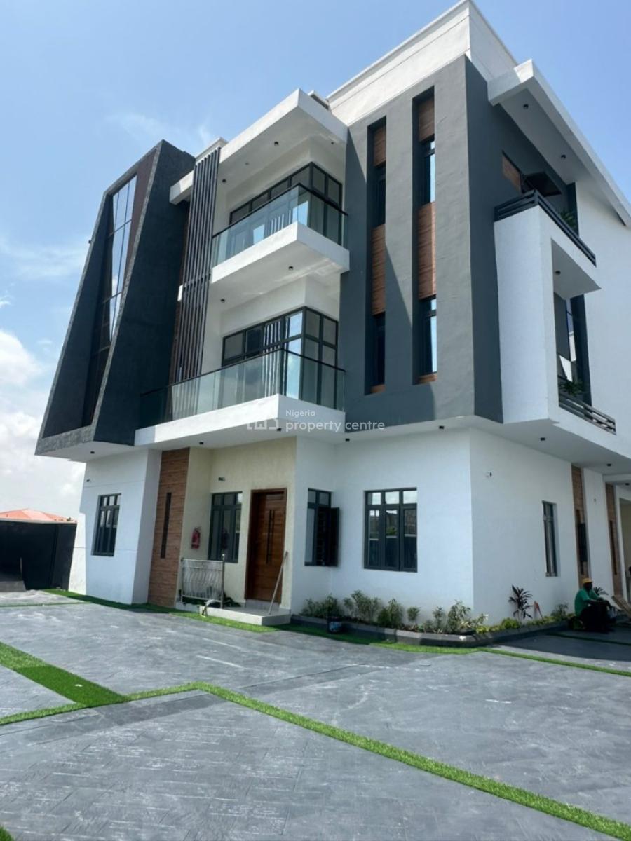 Luxury 2 Bedroom Apartment Upstairs, Lekki Peninsula Scheme Close to Abraham Adesanya, Ajah, Lagos, Flat / Apartment for Rent