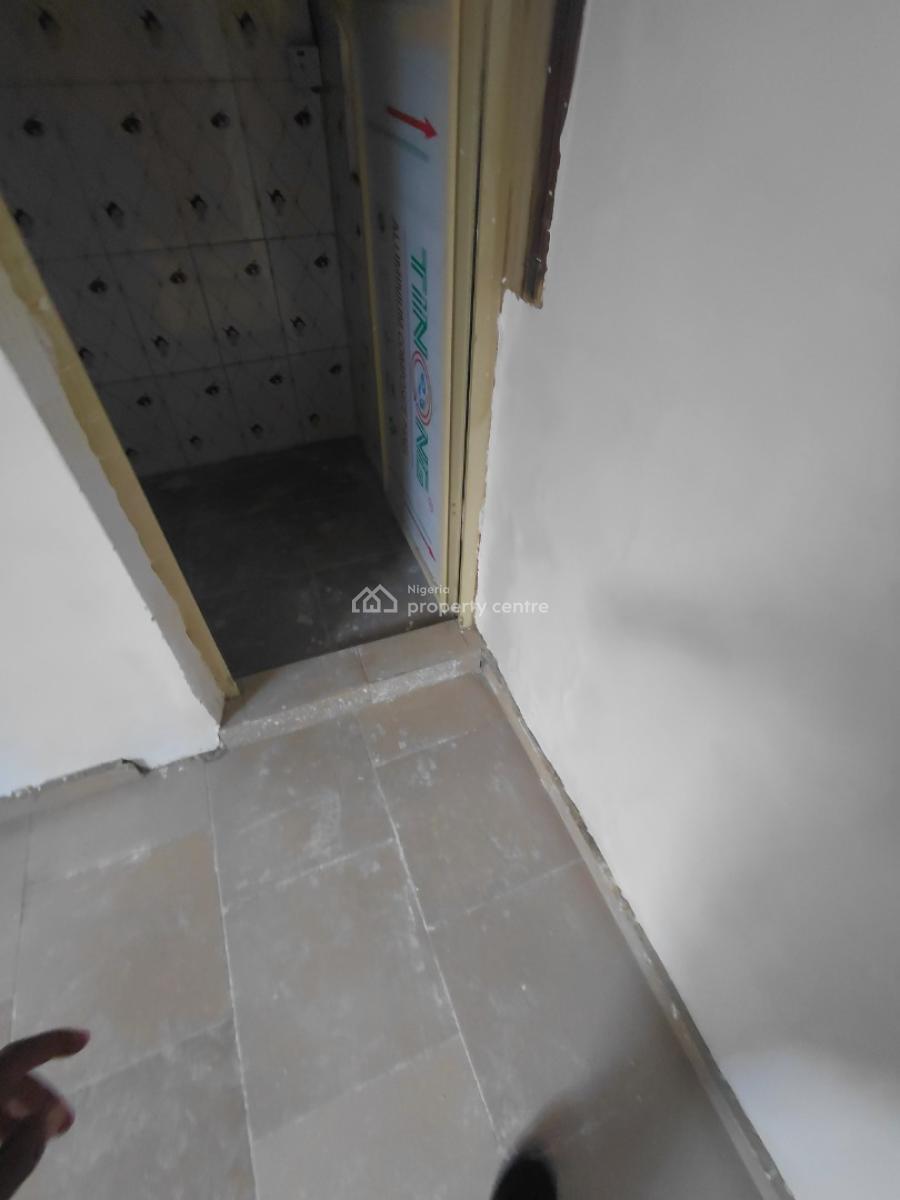 Decent Mini Flat, Bakare Oriola, Alapere, Ketu, Lagos, Mini Flat (room and Parlour) for Rent