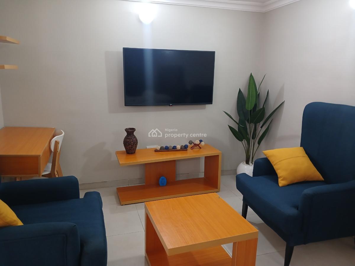 Fully Furnished Twin Duplex of 6 Bedroom Each, Old Bodija Estate, Ibadan, Oyo, Block of Flats for Sale