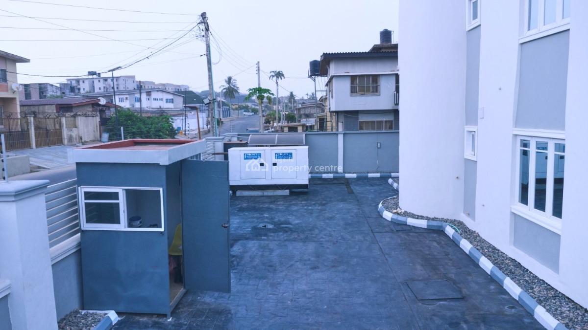 Fully Furnished Twin Duplex of 6 Bedroom Each, Old Bodija Estate, Ibadan, Oyo, Block of Flats for Sale