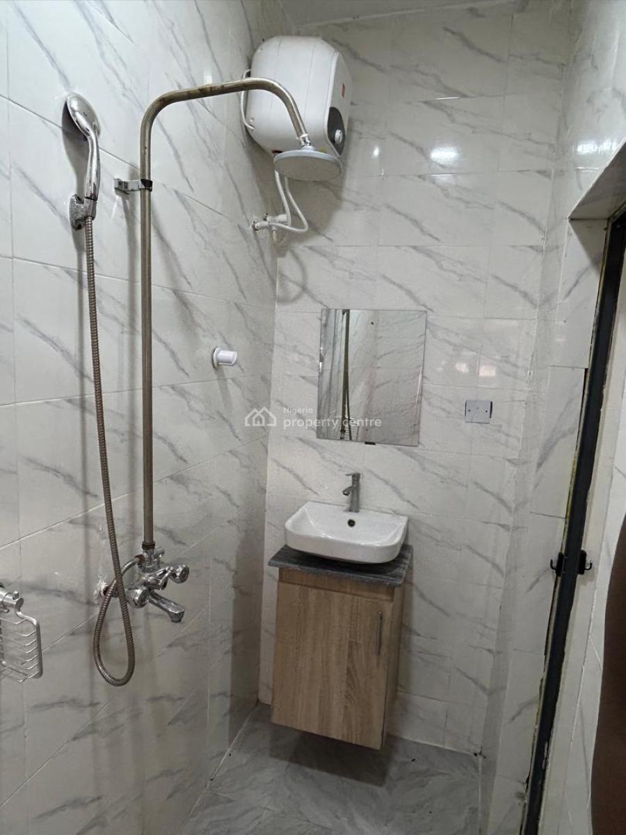 2 Bedroom Apartment, Surulere, Lagos, Flat / Apartment Short Let
