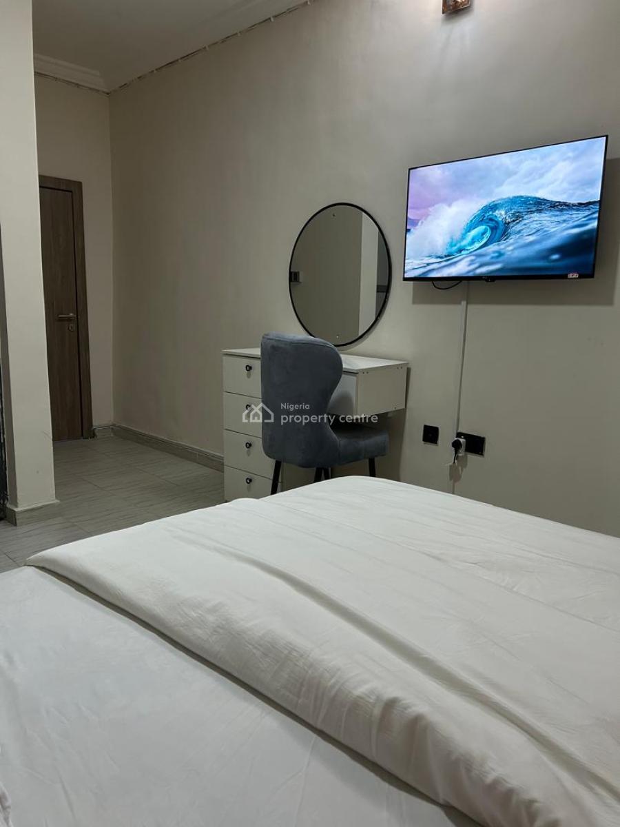 2 Bedroom Apartment, Surulere, Lagos, Flat / Apartment Short Let