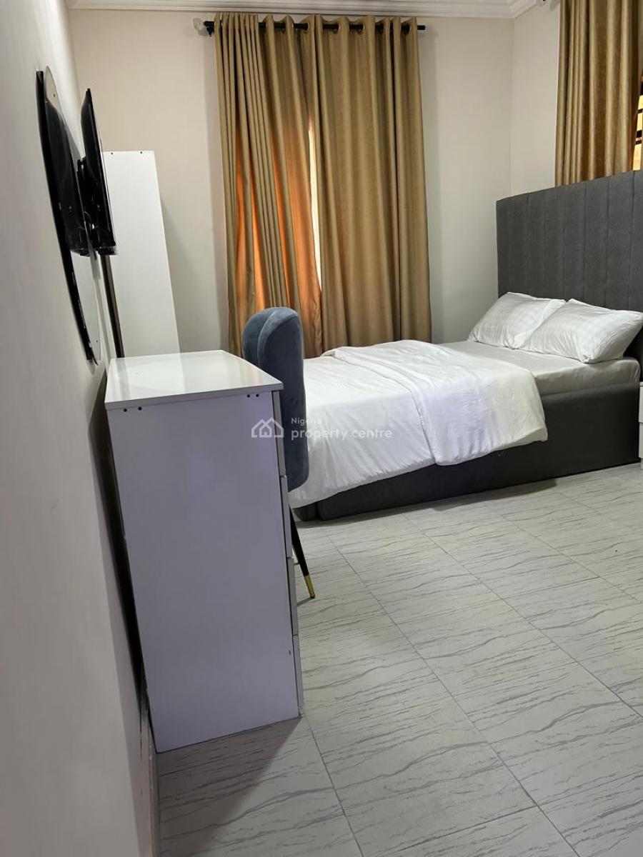 2 Bedroom Apartment, Surulere, Lagos, Flat / Apartment Short Let