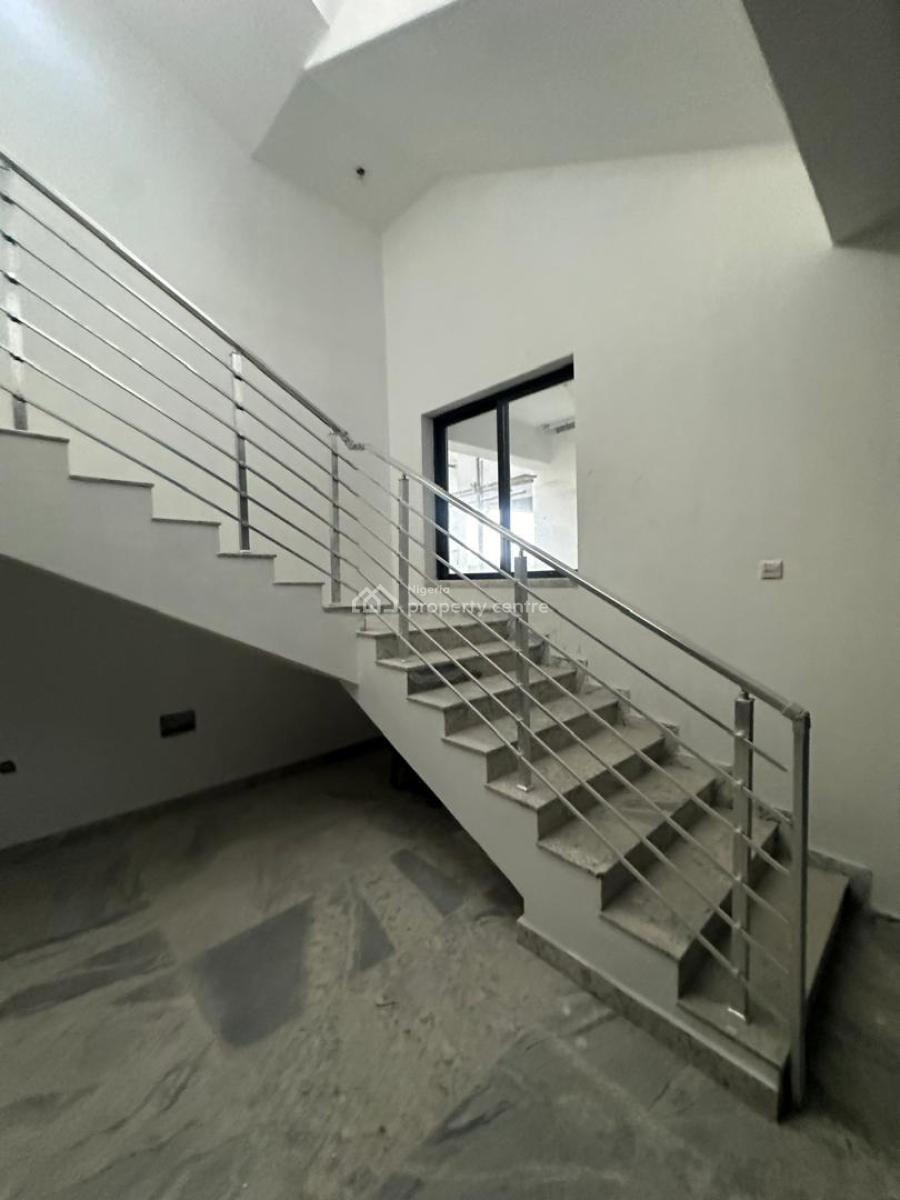 3 Bedroom Apartment, Lekki Phase 1, Lekki, Lagos, Flat / Apartment for Sale