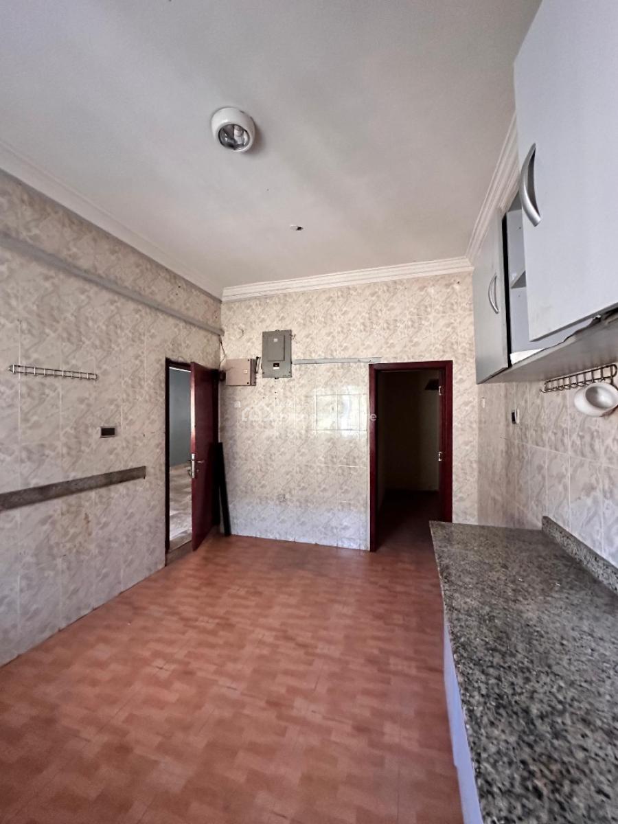 Clean Super Large 3 Bedroom Apartment, Oral Estate, Lekki, Lagos, Flat / Apartment for Rent