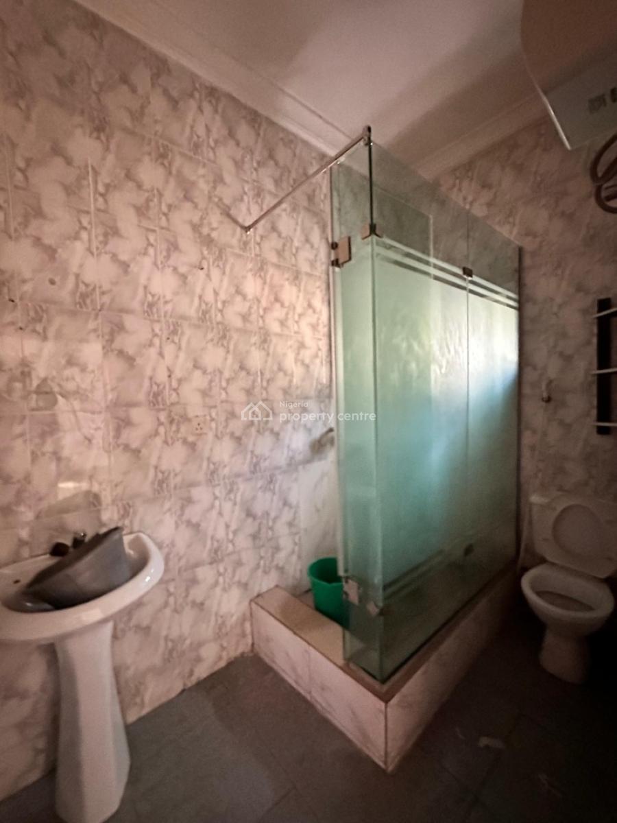 Clean Super Large 3 Bedroom Apartment, Oral Estate, Lekki, Lagos, Flat / Apartment for Rent
