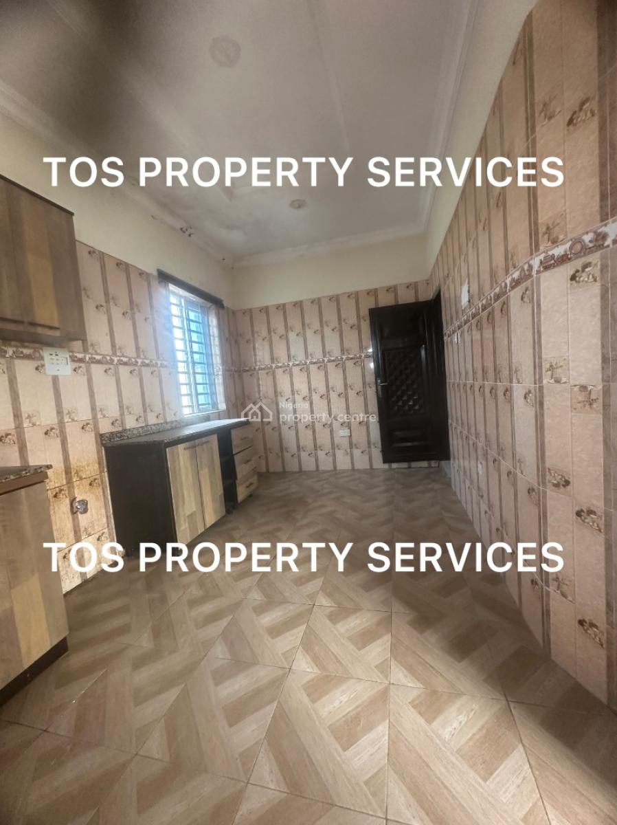 2 Bedroom All Rooms Ensuite Flat, in a Serene & Gated Neighborhood @ Sabo-alagomeji, Yaba, Alagomeji, Yaba, Lagos, Flat / Apartment for Rent