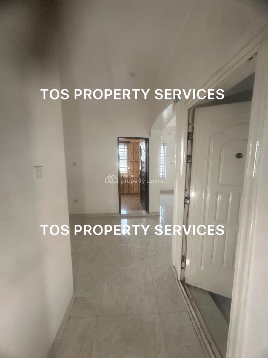 2 Bedroom All Rooms Ensuite Flat, in a Serene & Gated Neighborhood @ Sabo-alagomeji, Yaba, Alagomeji, Yaba, Lagos, Flat / Apartment for Rent