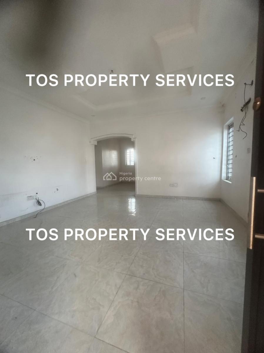 2 Bedroom All Rooms Ensuite Flat, in a Serene & Gated Neighborhood @ Sabo-alagomeji, Yaba, Alagomeji, Yaba, Lagos, Flat / Apartment for Rent