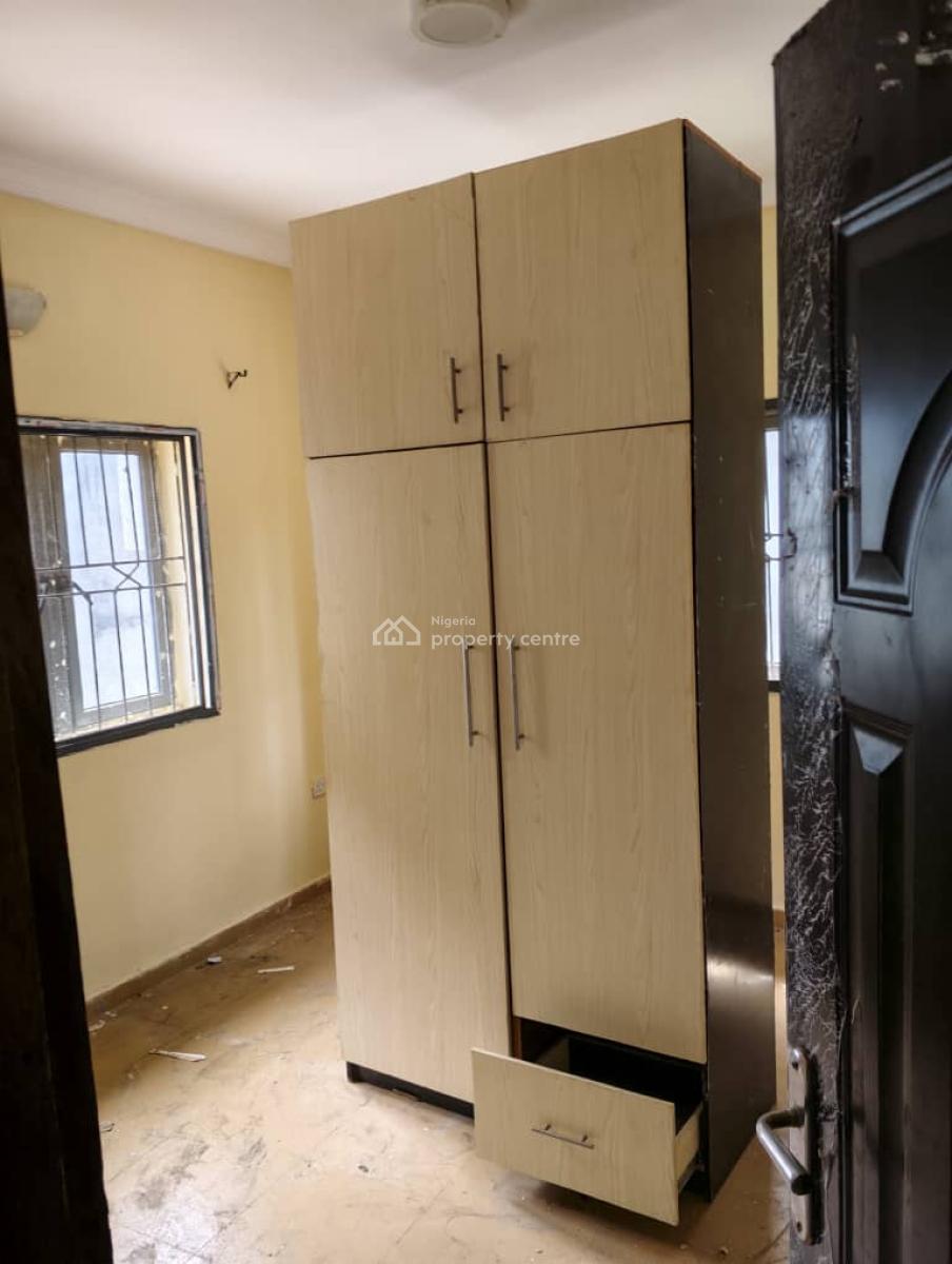 Newly Painted 2 Bedroom Flat, Ashi Bodija, Ibadan, Oyo, Flat / Apartment for Rent