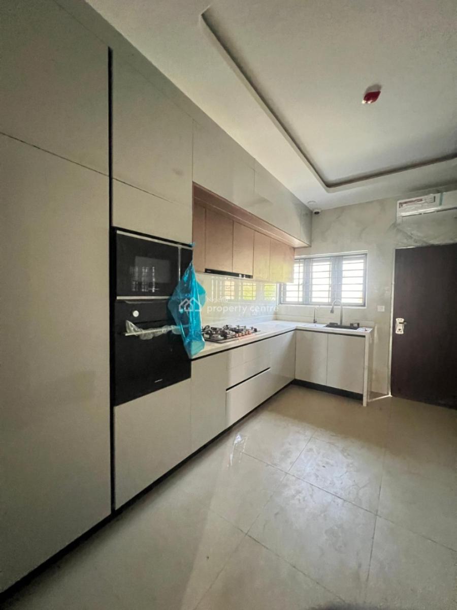 Luxury,  Serviced 4 Bedroom Terrace with Excellent Finishing, Guzape Main, Guzape District, Abuja, Terraced Duplex for Rent