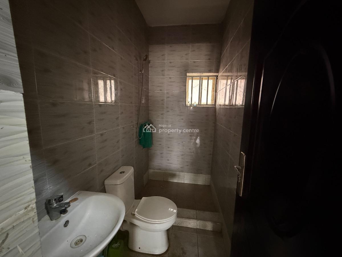 Lovely 2 Bedroom Flat on The Ground Floor, Wuse 2, Abuja, Flat / Apartment for Rent