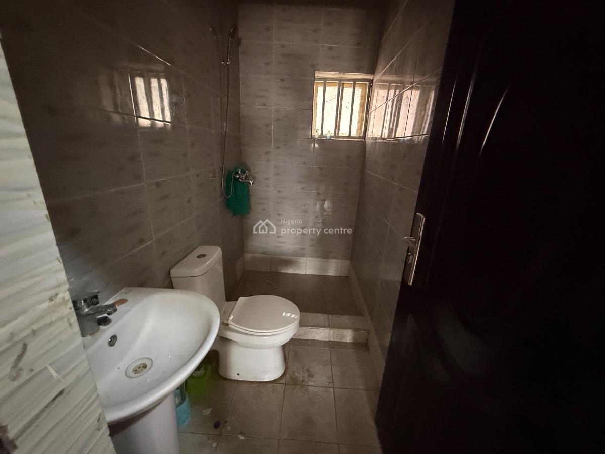 Lovely 2 Bedroom Flat on The Ground Floor, Wuse 2, Abuja, Flat / Apartment for Rent