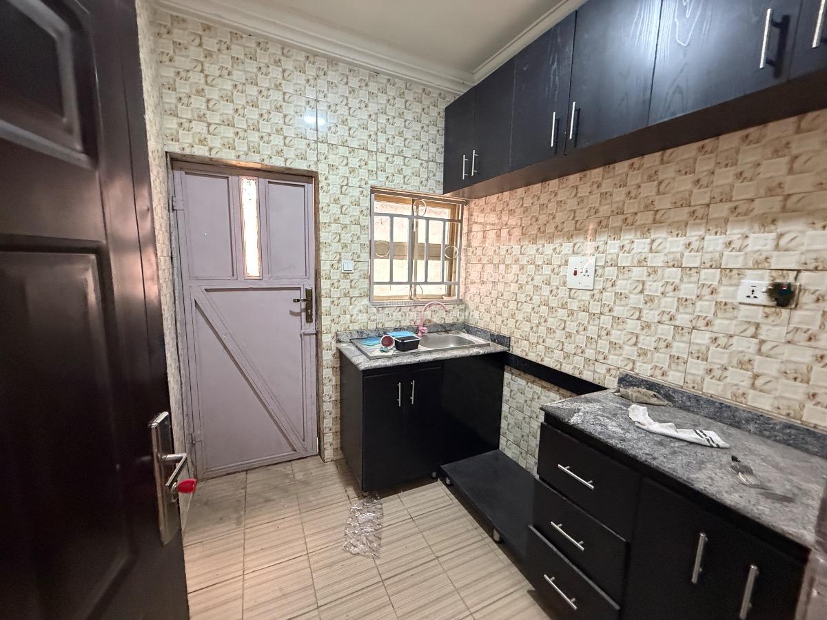 Lovely 2 Bedroom Flat on The Ground Floor, Wuse 2, Abuja, Flat / Apartment for Rent