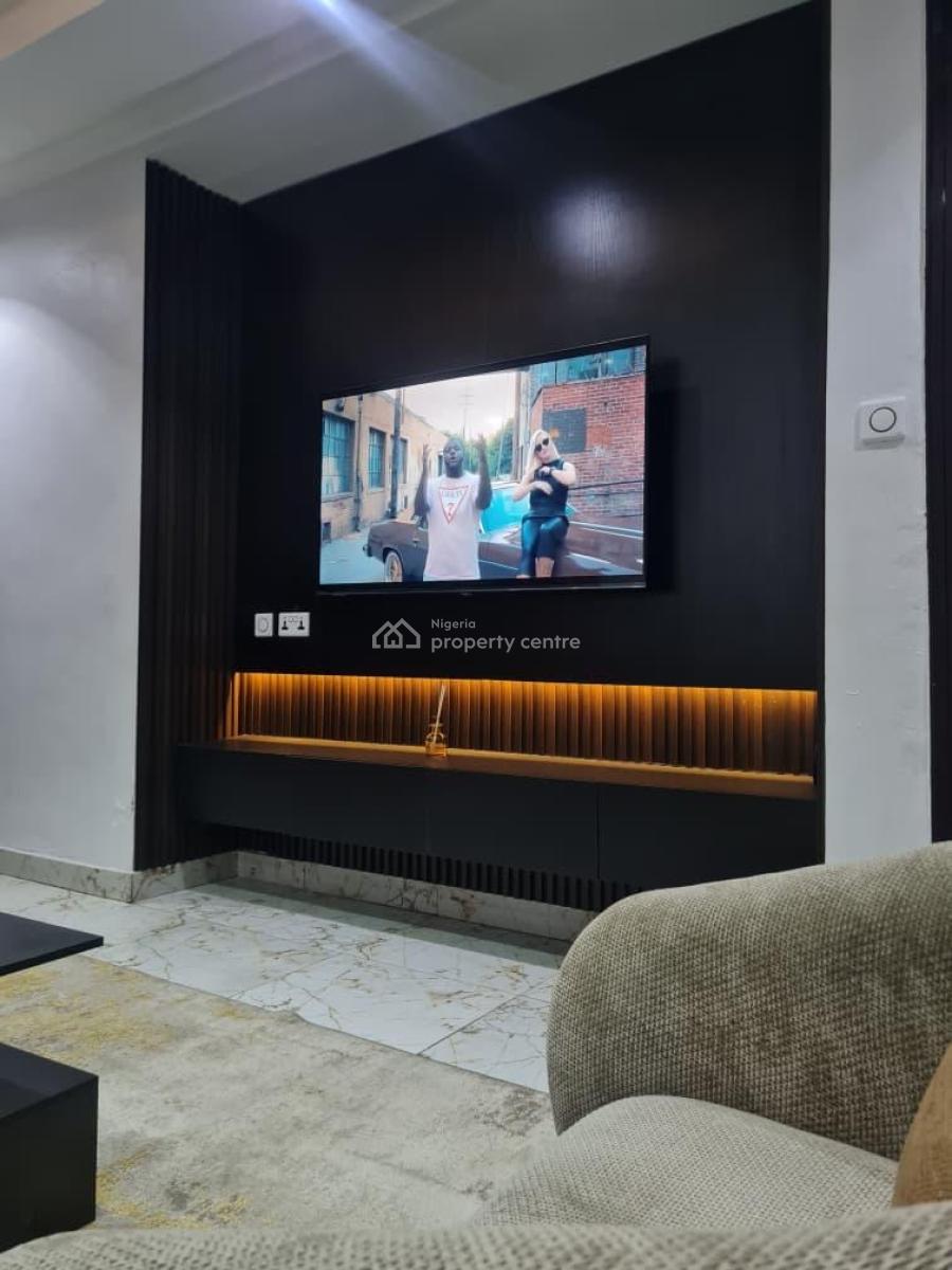 Exquisite 3 Bedroom Apartment with a Fitted Gym & Tennis Court, Anthony, Maryland, Lagos, Flat / Apartment Short Let