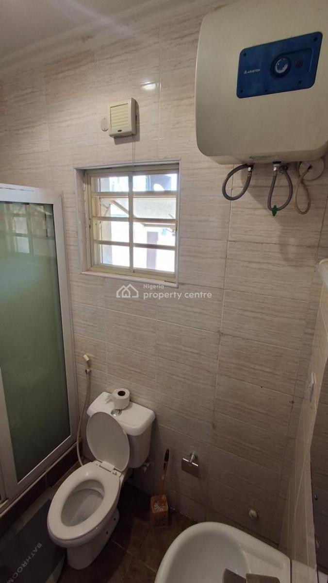 Exquisite 3 Bedroom Apartment with a Fitted Gym & Tennis Court, Anthony, Maryland, Lagos, Flat / Apartment Short Let