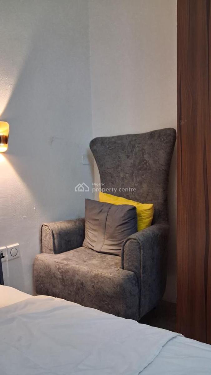 Exquisite 3 Bedroom Apartment with a Fitted Gym & Tennis Court, Anthony, Maryland, Lagos, Flat / Apartment Short Let