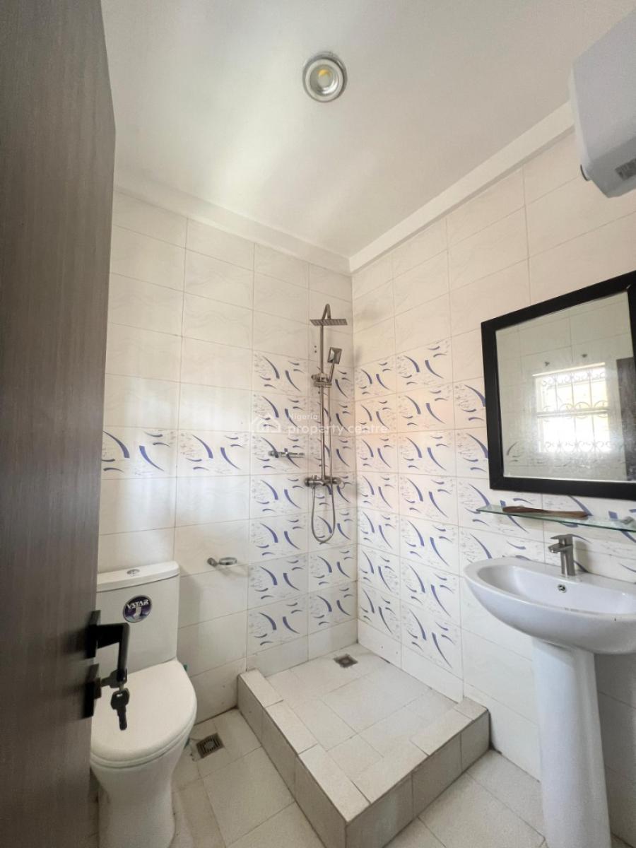 Amazing 2 Bedroom Terrace on Corner Piece, Naf Valley Estate, Asokoro District, Abuja, Terraced Duplex for Rent