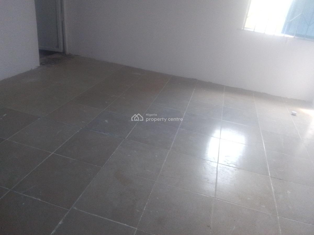 Spacious Luxury 2 Bedroom Flat with Excellent Features, Newtown Estate Rd, Ogombo, Ajah, Lagos, Flat / Apartment for Rent