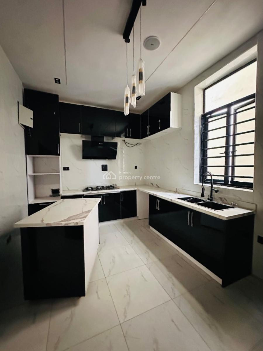 5 Bedroom & Bq, Ajah, Lagos, Detached Duplex for Sale