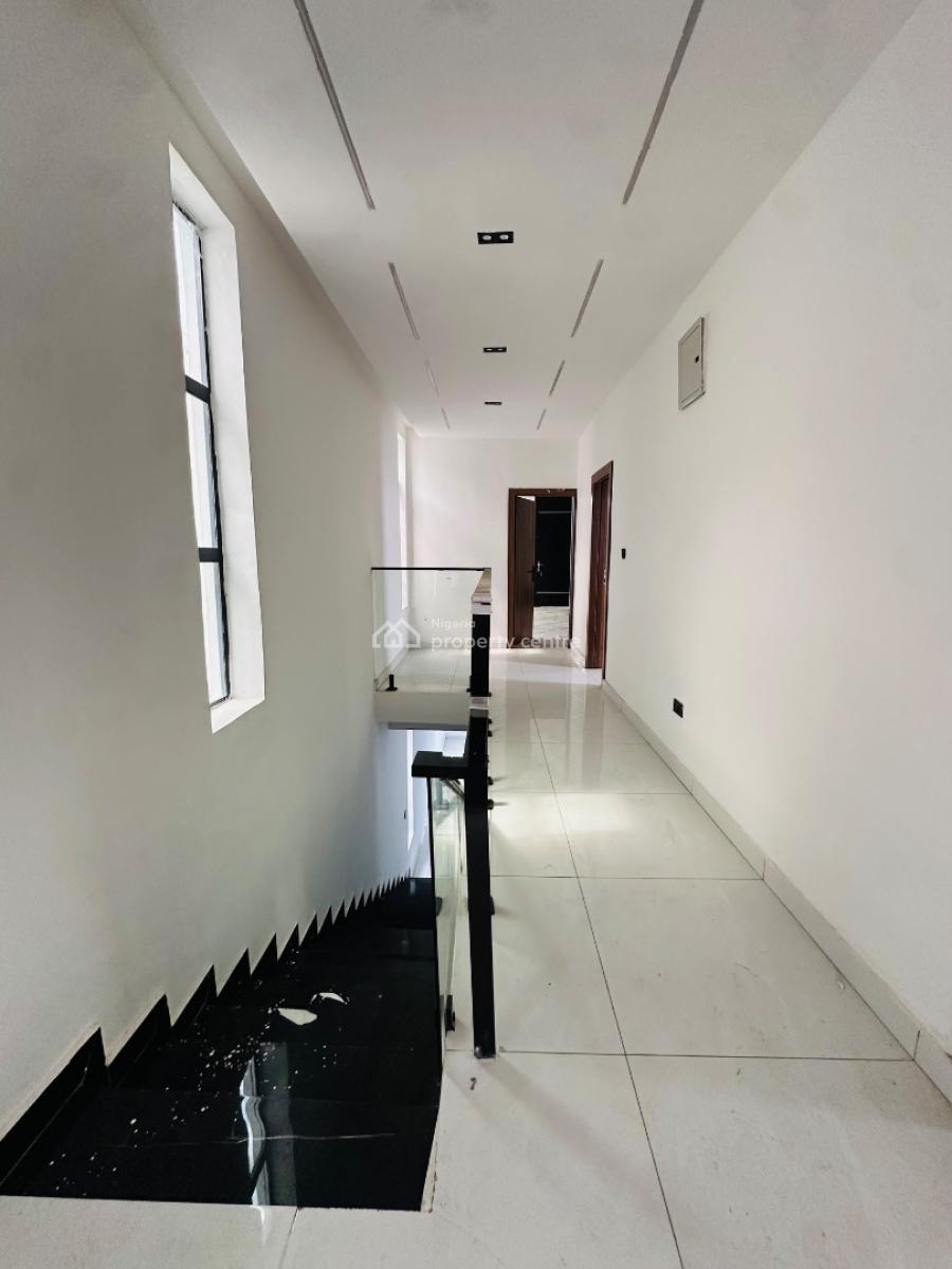 5 Bedroom & Bq, Ajah, Lagos, Detached Duplex for Sale