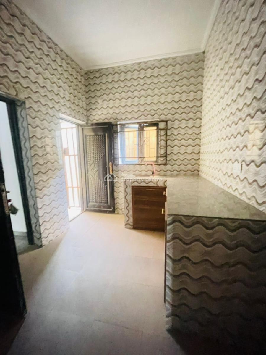 American Standard 2 Bedroom Flat with Federal Light, Road 4 Radio Estate Nta Road, Ozuoba, Port Harcourt, Rivers, Flat / Apartment for Rent