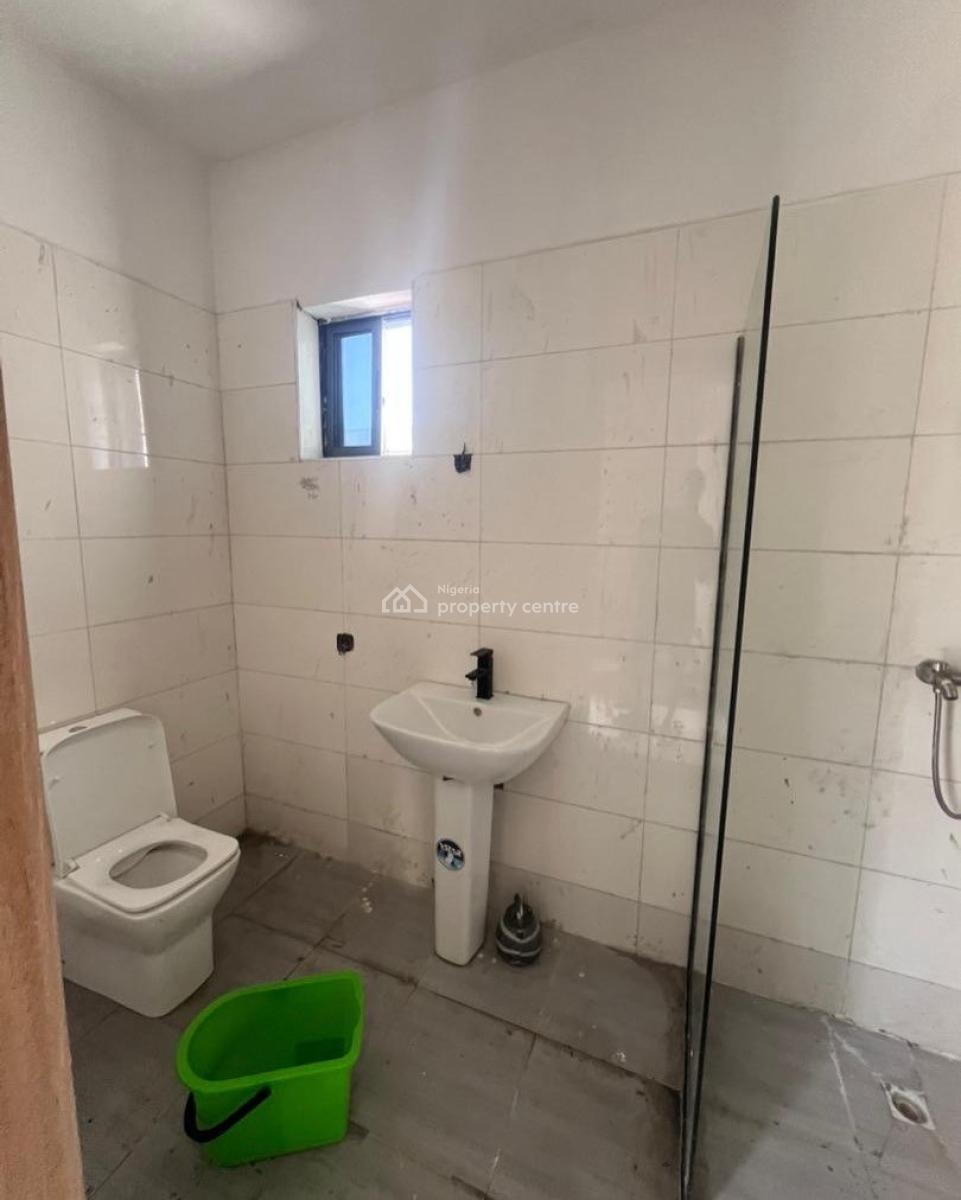 Fully Serviced 1 Bedroom Apartment, Ikate, Lekki, Lagos, Block of Flats for Sale