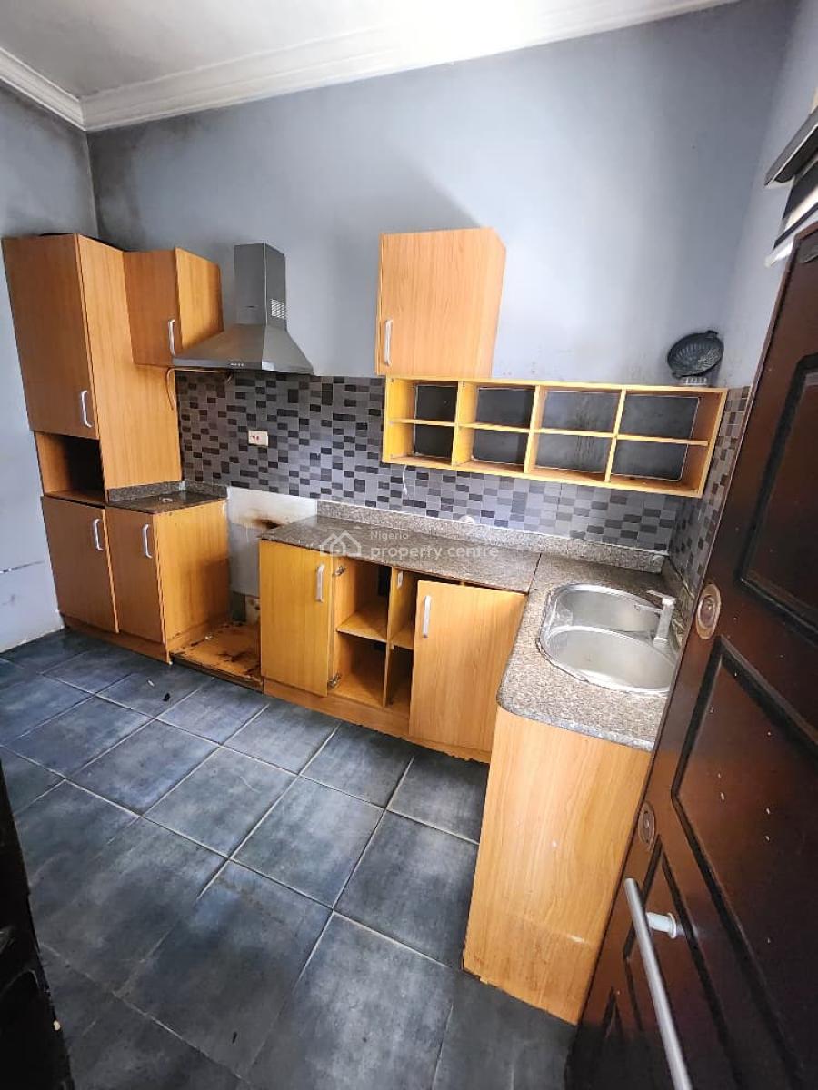 Newly Renovated 2bedroom Ensuite Apartment, Ikate, Lekki, Lagos, Flat / Apartment for Rent