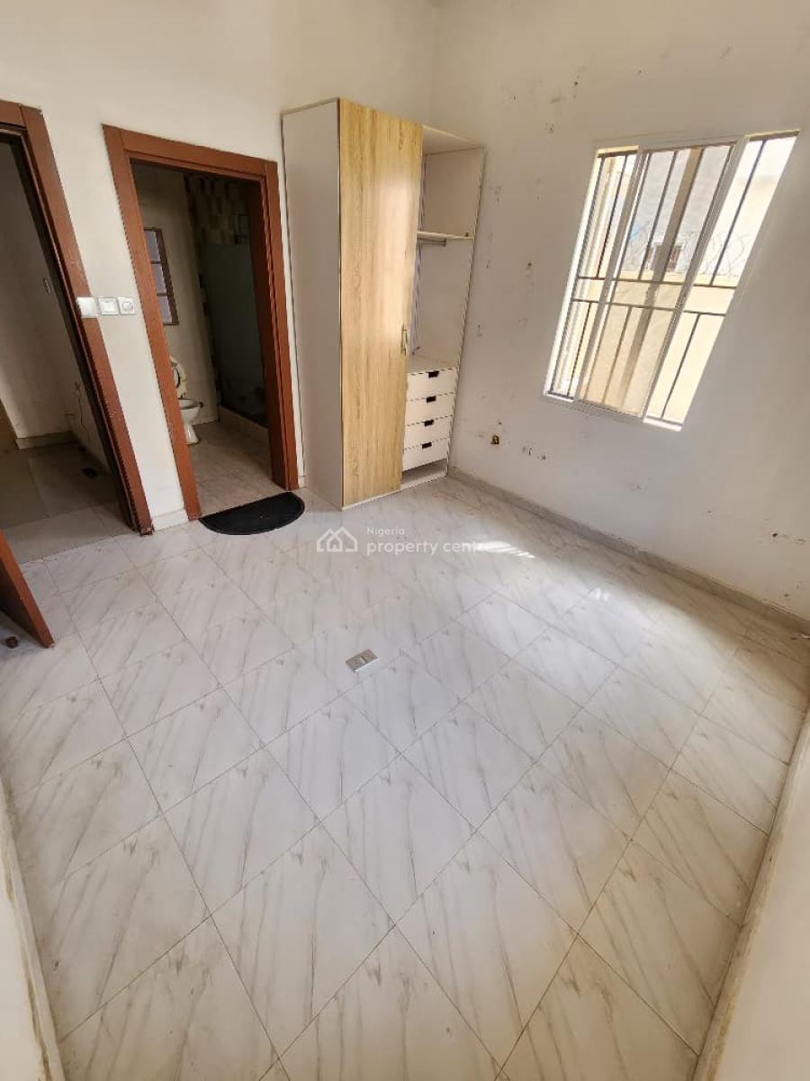 Newly Renovated 2bedroom Ensuite Apartment, Ikate, Lekki, Lagos, Flat / Apartment for Rent