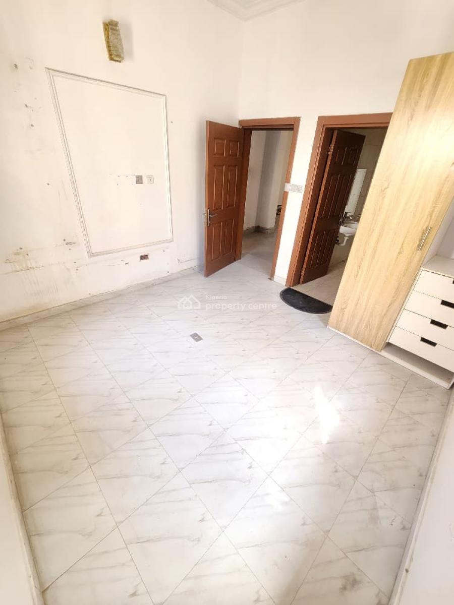 Newly Renovated 2bedroom Ensuite Apartment, Ikate, Lekki, Lagos, Flat / Apartment for Rent