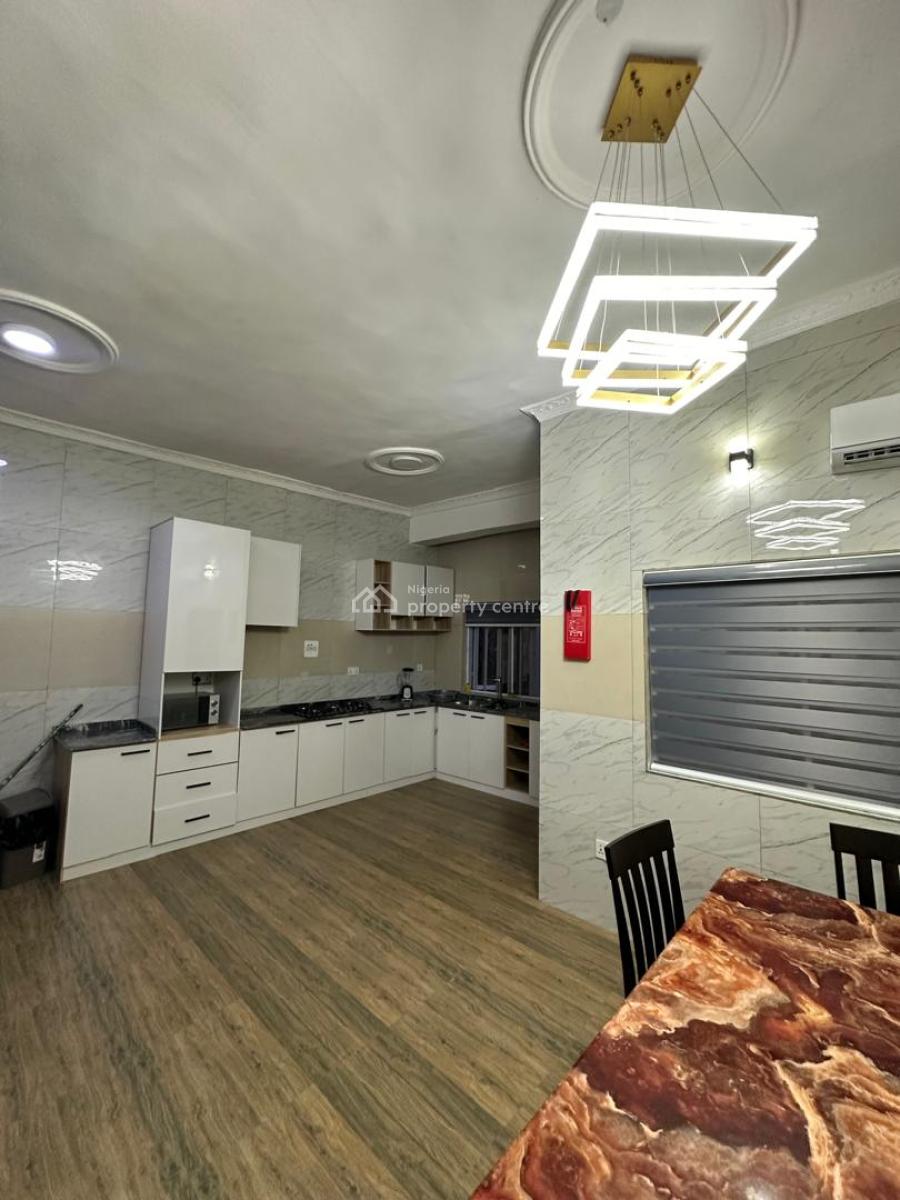 3 Bedroom Apartment, Lekki Phase 1, Lekki, Lagos, Flat / Apartment for Rent